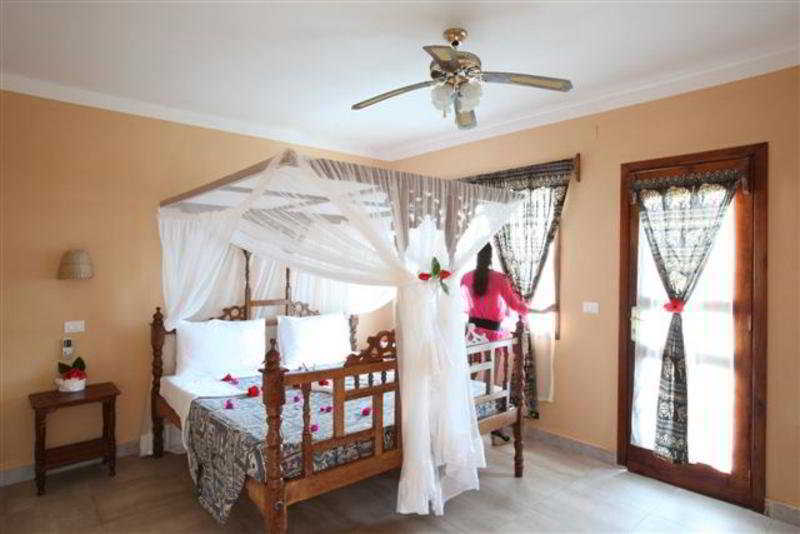 Jaz Amaluna Beach Resort - Adults Only 16 Years Plus Zanzibar Exterior photo